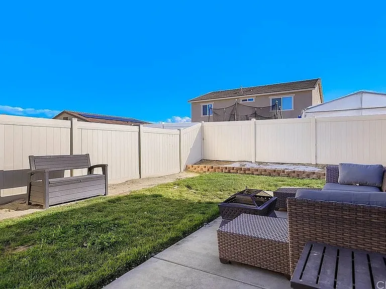 914 Haviture Way — Photo 27