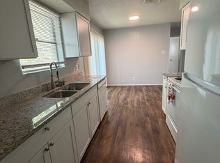 112 Cockerham St APT A, Kyle, TX 78640