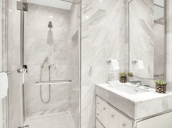 138 East 50th Street image 53 of 69