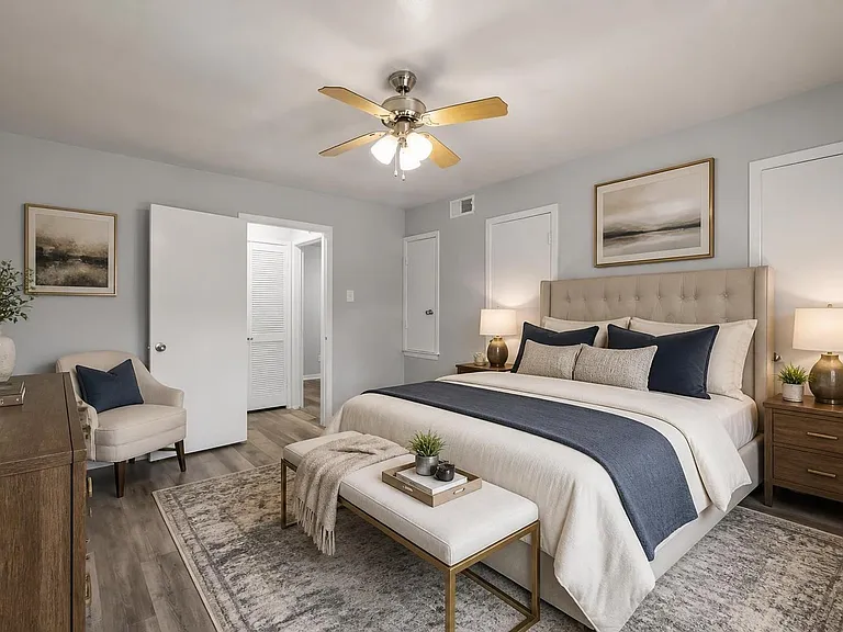 3802 E Nasa Pkwy — Photo 2
