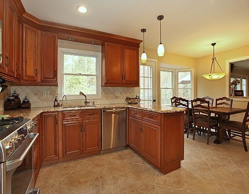 2nd image of 12 Reservoir Dr