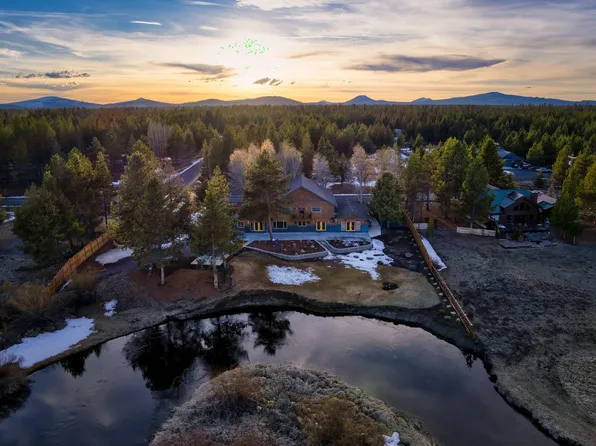 53010 Bridge Dr, La Pine, OR 97739