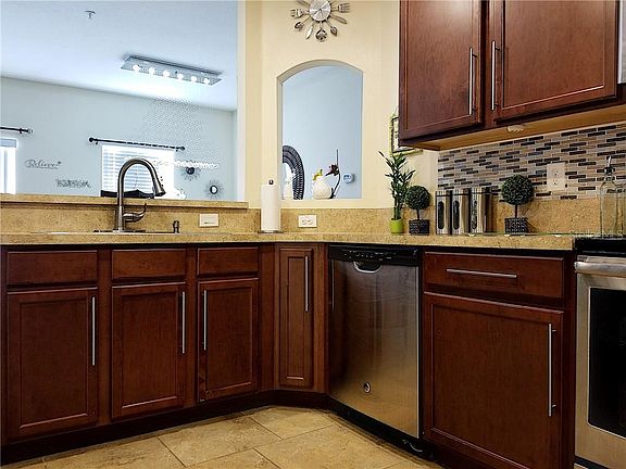 5th image of 2161 Betsy Ross Ln