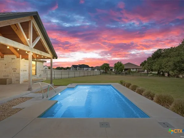 1235 Ambrose Dr, Salado, TX 76571