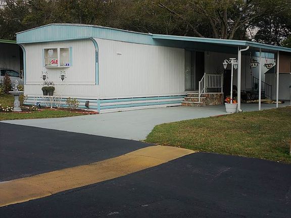 2nd image of 115 Oakhill Key Ct