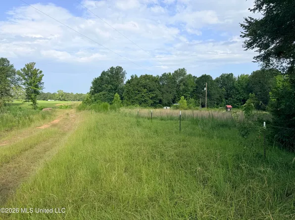 2511 Dry Grove Rd, Crystal Springs, MS 39059
