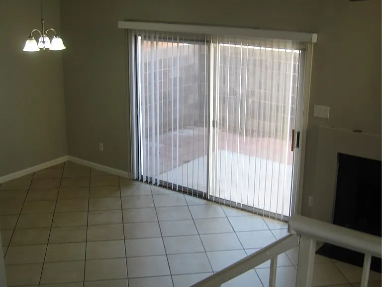 1709 Steamboat Dr — Photo 4