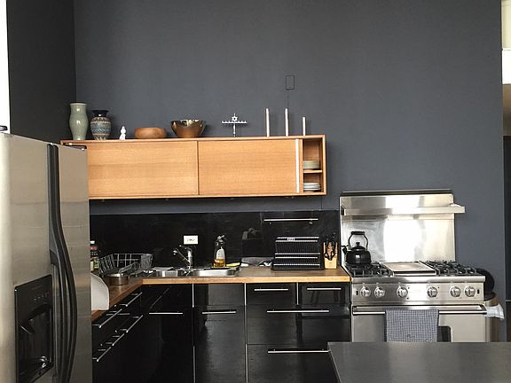 5th image of 330 Wythe Ave APT 4H