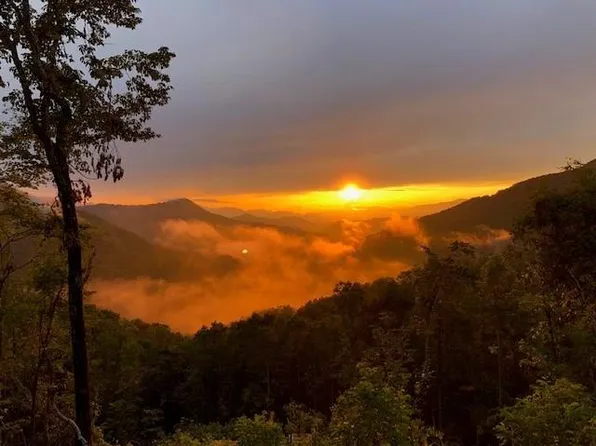 38 High Mountain Vw, Bryson City, NC 28713