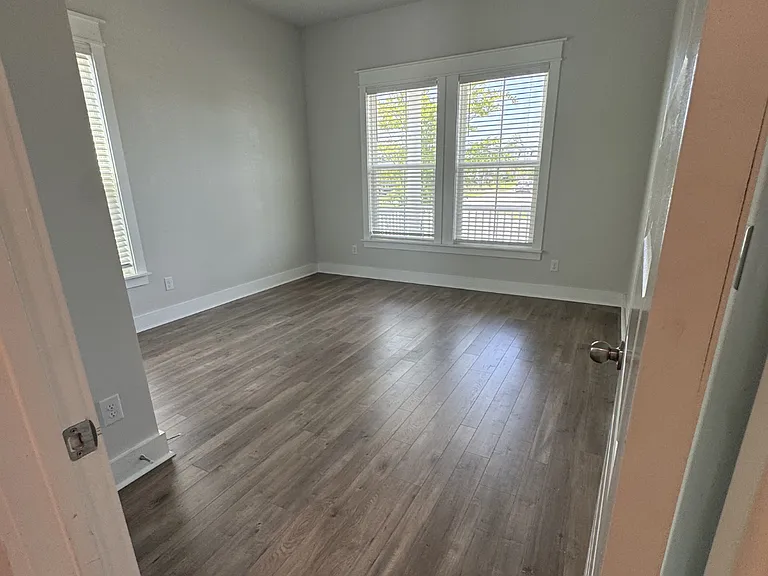 4030 Maidstone Dr — Photo 13