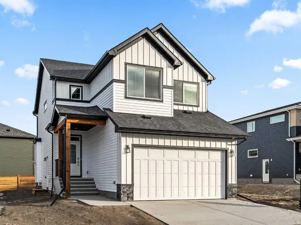 1241 W Chinook Winds Cir SW, Airdrie, AB T4B 5S7