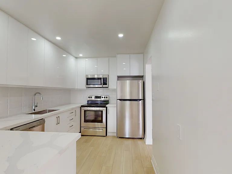 1259 Brant St #11 — Photo 8