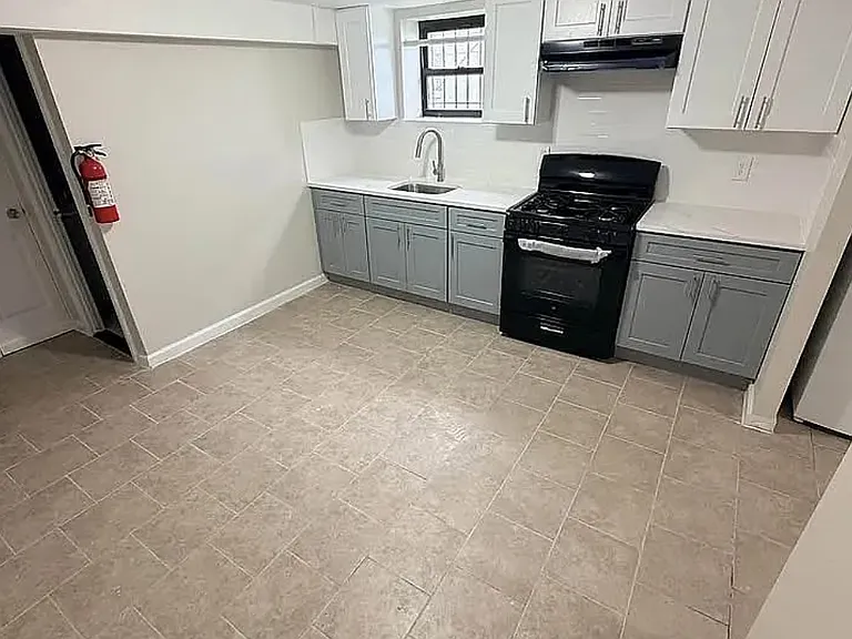 177 Ellis Ave #G1 — Photo 6