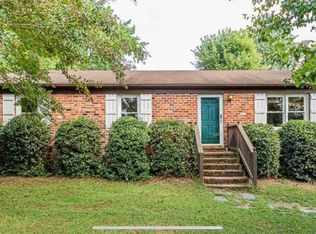 3225 Hollyglen Ct, Midlothian, VA 23112