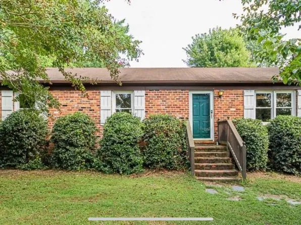 3225 Hollyglen Ct, Midlothian, VA 23112