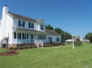 401 Tradd Ct, Clayton, NC 27520