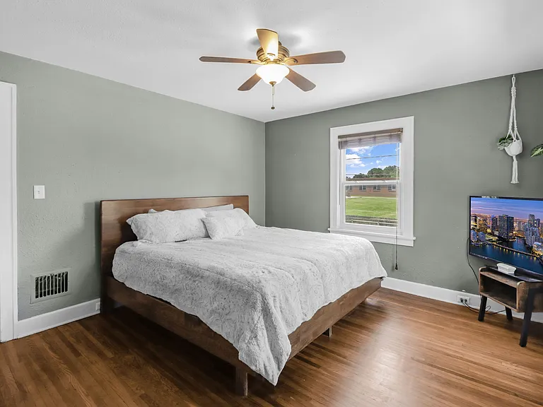 3159 Wendover Dr — Photo 15