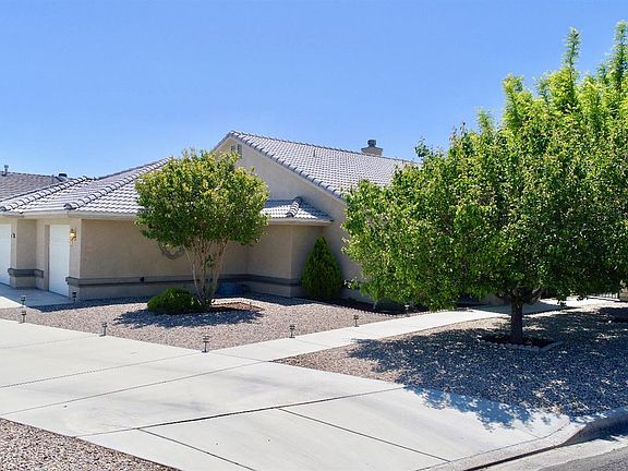 2nd image of 14367 Jamaica Ln
