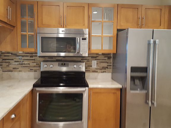 2nd image of 5767 Deauville Cir APT D301