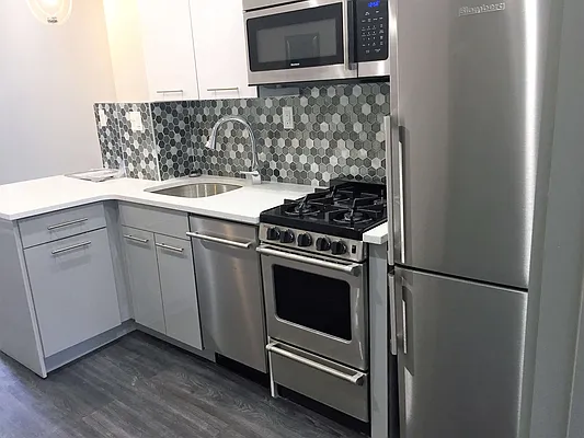 Rented by East Williamsburg Realty Inc | media 29