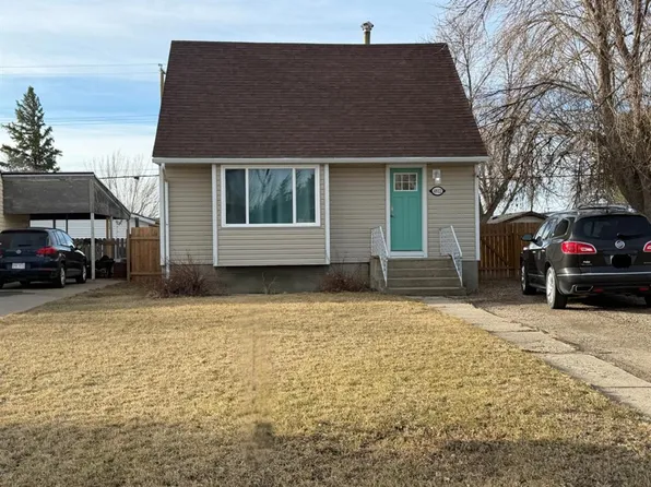 4812 N 57th Ave, Taber, AB T1G 1E4