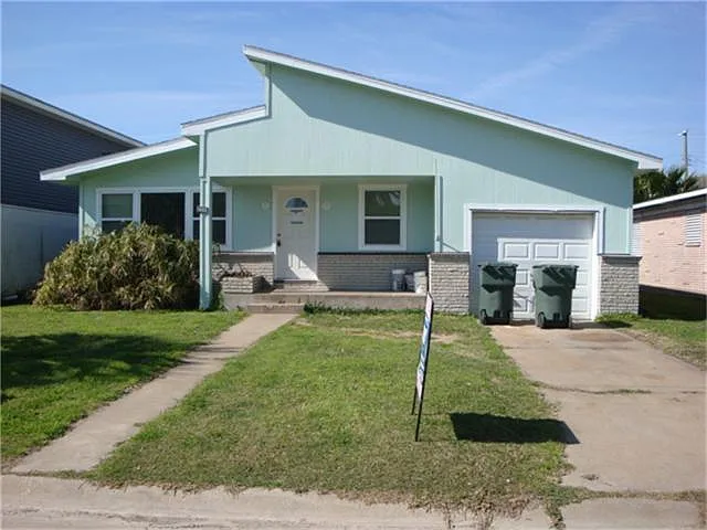 1805 Bayou Homes Dr
