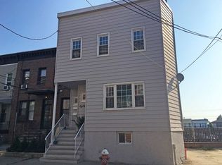 86 Maple St, Weehawken, NJ 07086