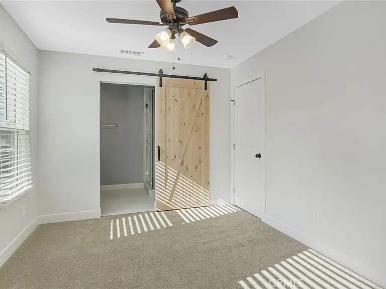 15242 Eastwood Ave — Photo 9