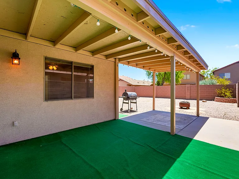 42551 W Hillman Dr — Photo 30