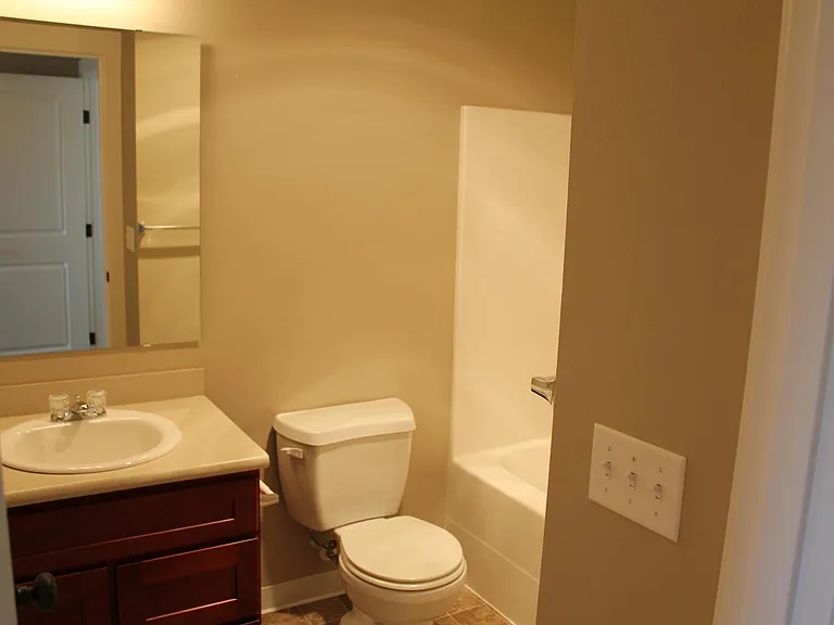 2902 S 40th St #B — Photo 9