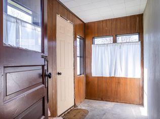 853 Paw Paw Ave, Benton Harbor, MI 49022
