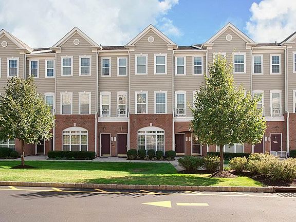 2nd image of 207 Olivio Dr