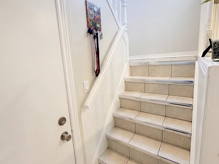 659 Wilson St #3 — Photo 10