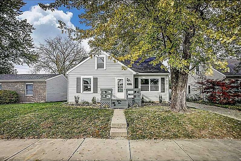 1st image of 414 Lake St