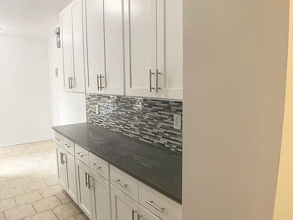 3rd image of 427 Fort Washington Ave APT 5C
