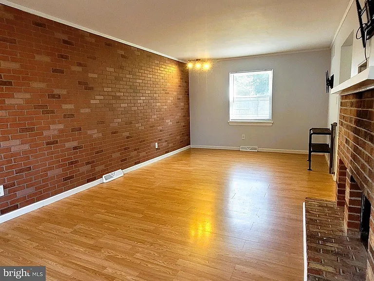 6 Tudor Ct — Photo 15