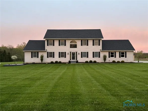 1903 Christy Rd, Defiance, OH 43512