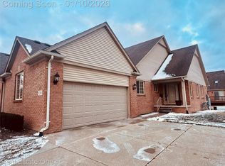 52210 S Gabriella Ln #39, Macomb, MI 48042