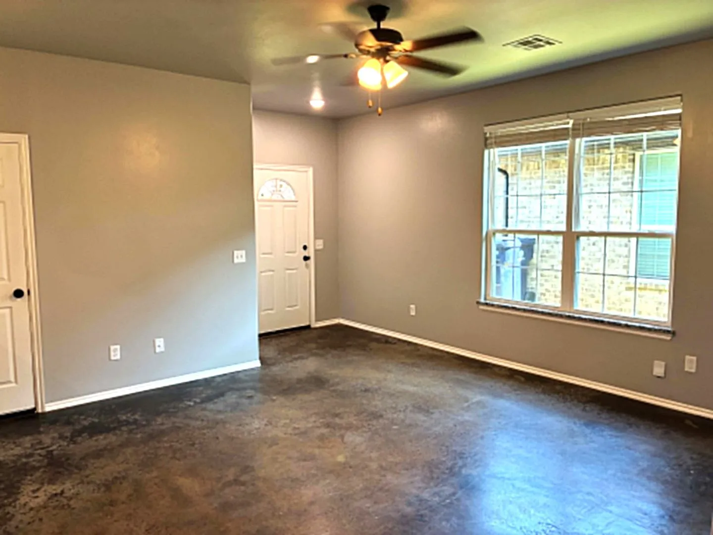 Animireddy Duplex~ Blue Team — Photo 3
