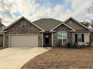 98 Amherst St, Kathleen, GA 31047