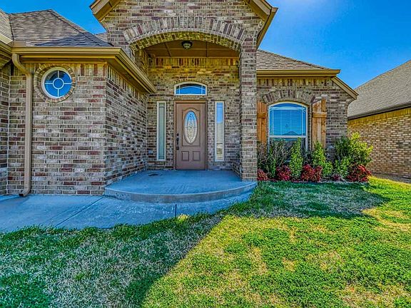 3rd image of 12112 Preakness Rd