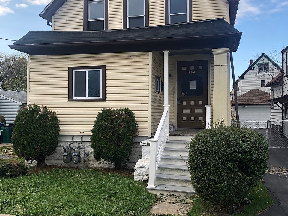1st image of 204 Geary St #1