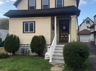 204 Geary St #1, Buffalo, NY 14210