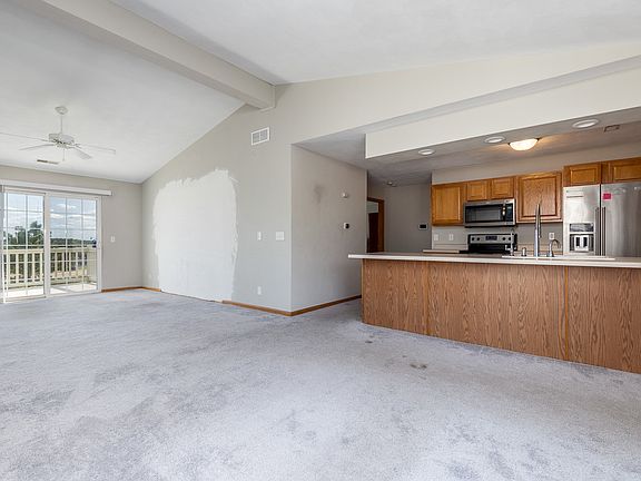 3rd image of 5427 Dierks Dr Unit 5427