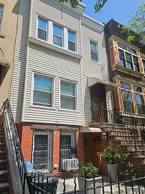 Rented by Corcoran | media 1