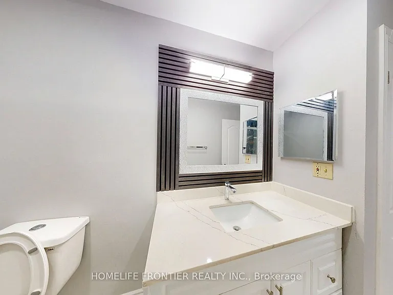 337 Hansen Rd N #UPPER — Photo 15