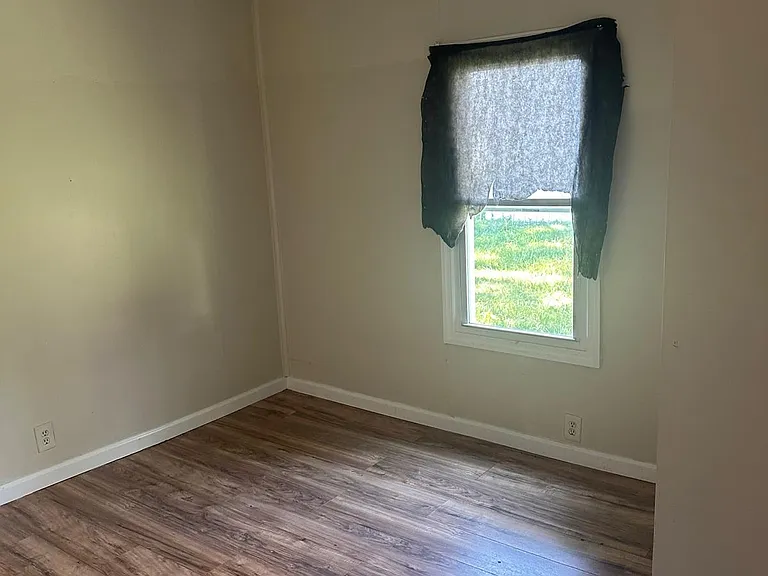 155 Fisher Ave — Photo 4