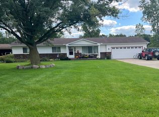 3959 W Maple Rd, Wixom, MI 48393
