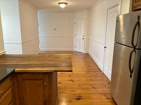 4th image of 4 Greenleaf St #B