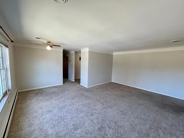 28421 Jefferson Ave #8 — Photo 2